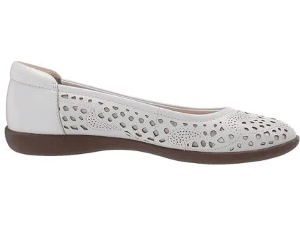 Naturalizer women’s Felicite ballet flats LO703C cream women shoes